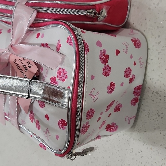 Juicy Couture Pink  2 Fer Makeup Cosmetic Bag Set Pink Flowers - Picture 5 of 5